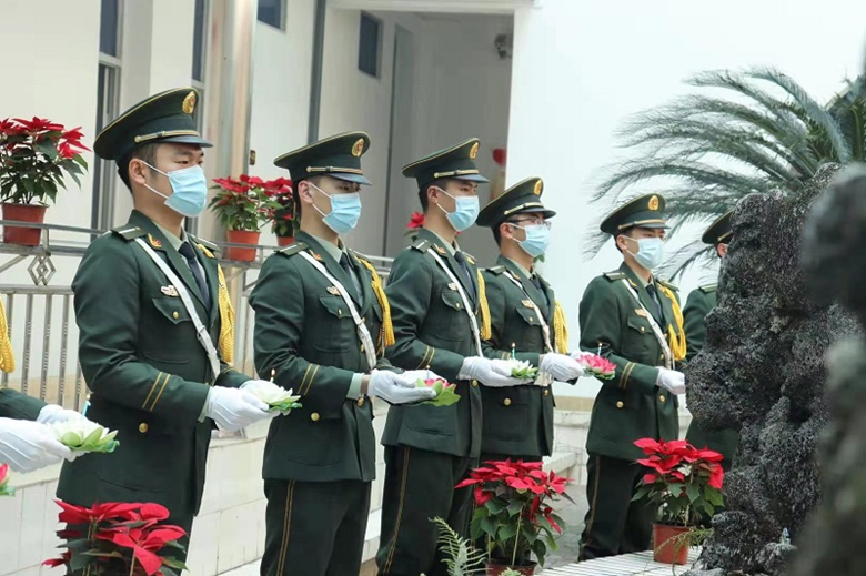 �剧��2_����.jpg �剧��2_����.jpg